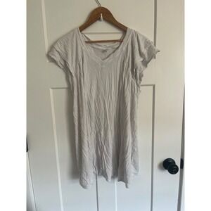 Time and Tru Maternity White Flutter Sleeve V-Neck T-Shirt Top Large 12-14